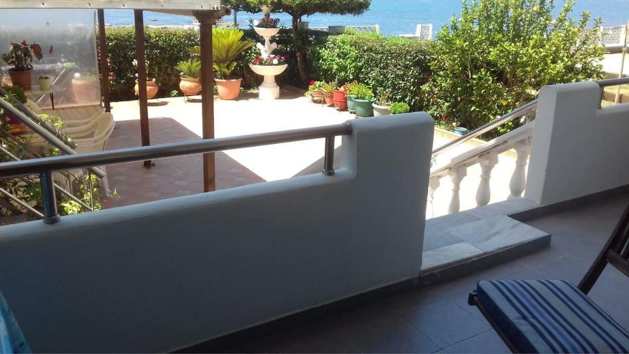 Family Sea & Garden View Apartment Preveza Exterior photo